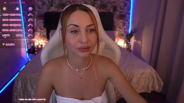 XXX chat uživo modela KristiiMax