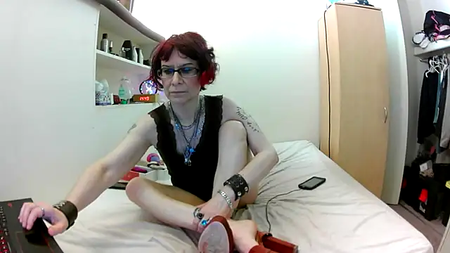 Empress_Lilith Chat XXX live