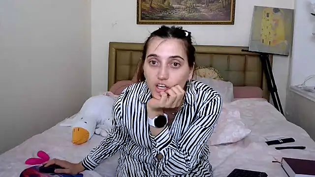 Iren Adlı Modelin Canlı XXX Sohbeti
