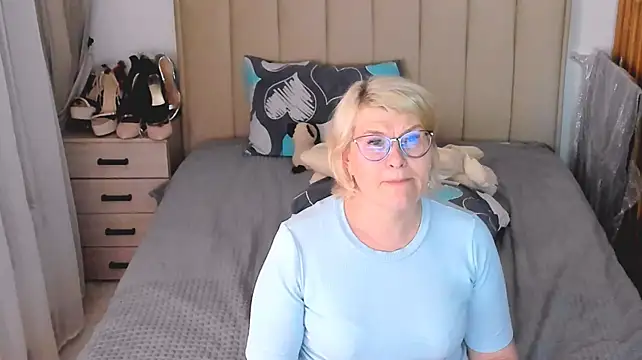 sabrinamacmarren Adlı Modelin Canlı XXX Sohbeti