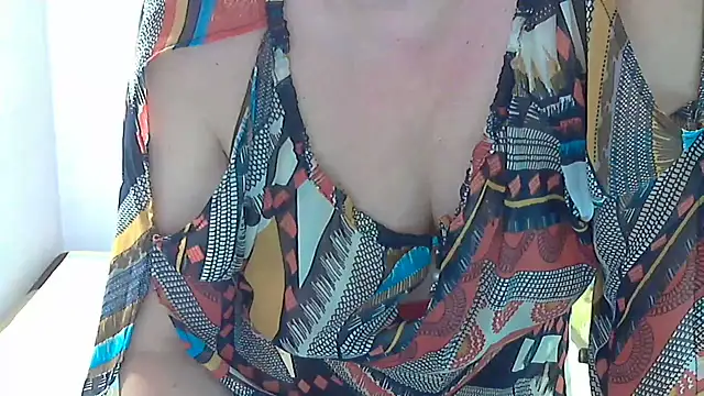 Lusi-777 Chat XXX live