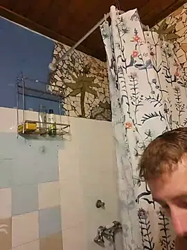 Simonshakeloveass Live XXX Chat