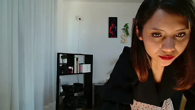 SKARLETEEN live XXX chat