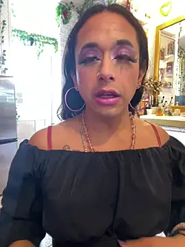 TranSexualJade95: онлайн-секс-чат