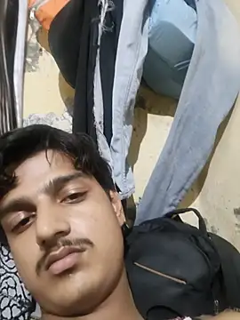 your_shezadan Webbikameraesitys
