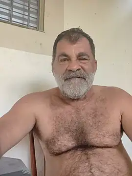 Peludo173317 现场XXX聊天