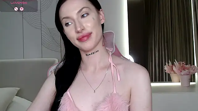 XXX chat uživo modela JenniferQueen11