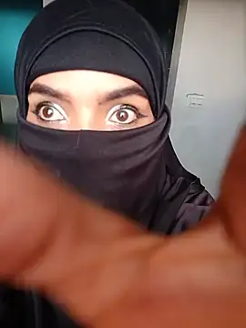 Show de aisha-faraah na webcam