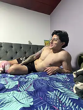 Czat XXX na żywo – Valery_Salmons