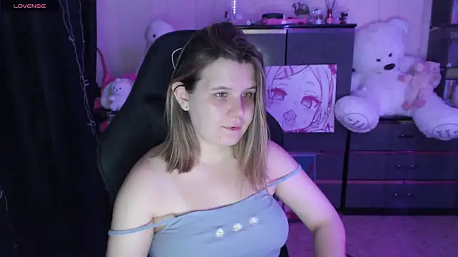 AmyVibess Chat XXX in diretta