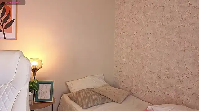 katt_souza1 Adlı Modelin Canlı XXX Sohbeti