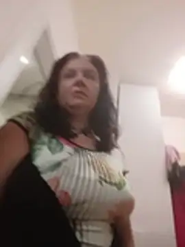 XXX chat uživo modela kotkite