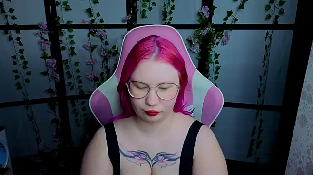 Chatroom XXX en direct de kitsune_little