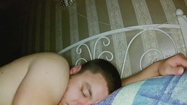 XXX chat uživo modela Yashax