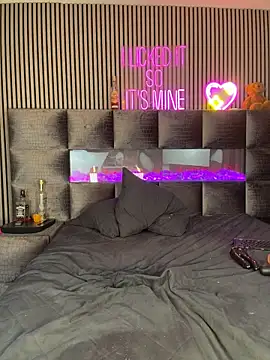 MilaMaaay live XXX chat
