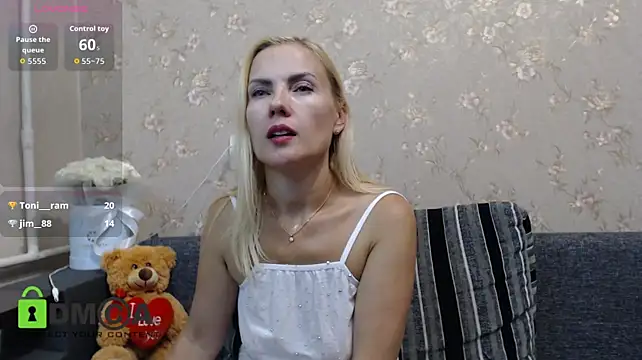 Eyes_Angel – Naživo XXX chat