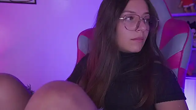 XXX chat uživo modela milly_kenner