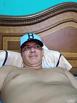 Chatroom XXX en direct de cristian07_