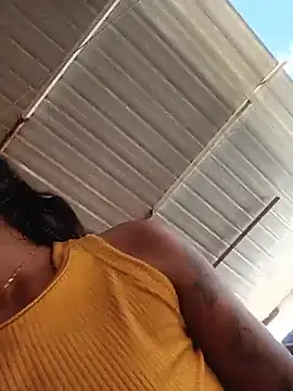 chikivivi- Chat XXX in diretta
