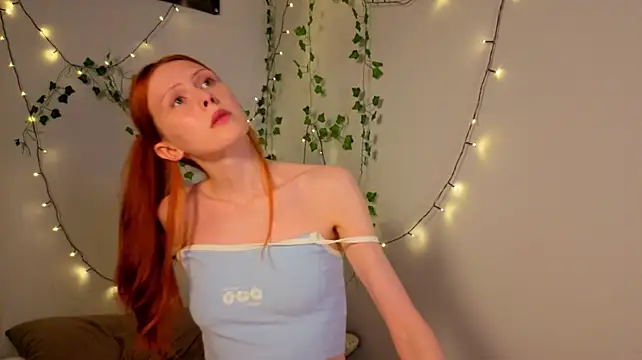 FruttiTatti Adlı Modelin Canlı XXX Sohbeti