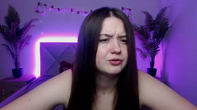Chat XXX en directo de MavkaCute