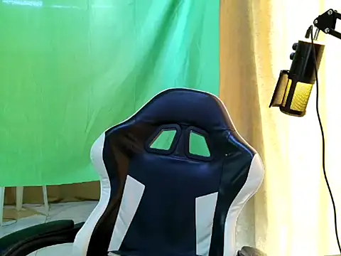 aronmiller404 Chat XXX in diretta