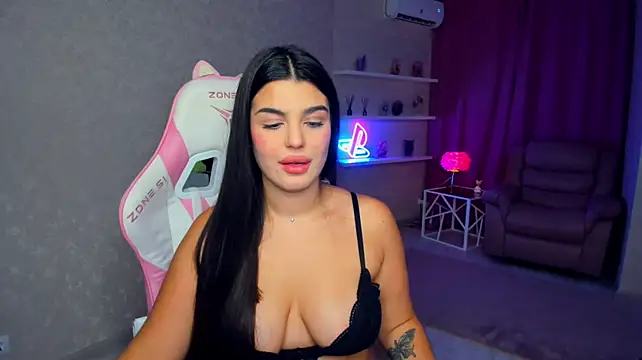 AlluringAriel's Live XXX Chat