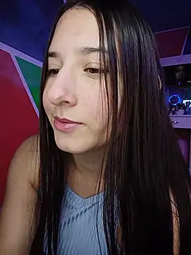 Mysticdooll69 Adlı Modelin Canlı XXX Sohbeti