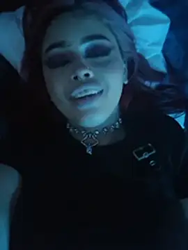 EvaaFoxxy1 Chat XXX live