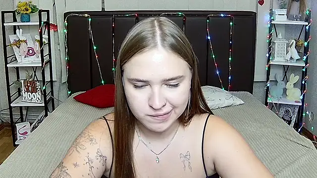 LauraHlot Chat XXX in diretta