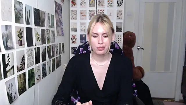 XXX chat uživo modela CapriScorpion