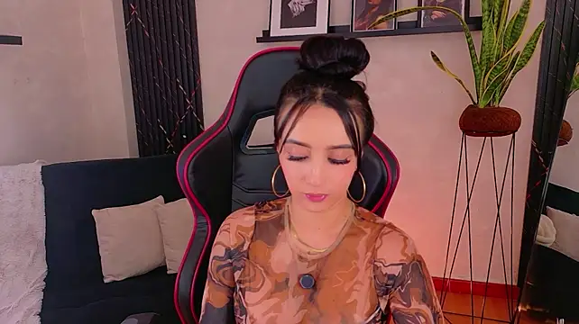 EmmyEvans1n Live XXX chat