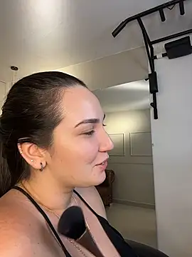 ava_blue Adlı Modelin Canlı XXX Sohbeti