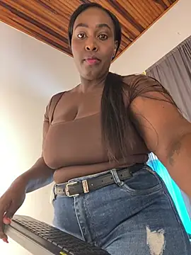 emilyrojas' Live XXX Chat