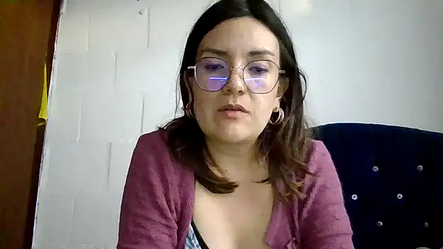 princessbella93 现场XXX聊天