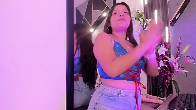Chat XXX ao vivo de Kata_Millerr