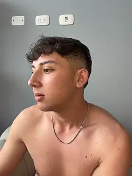 Chat XXX ao vivo de OLIVER_K