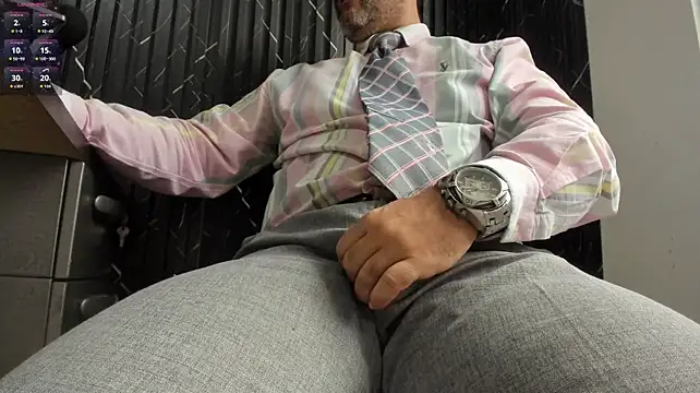 Max_QuintanaDaddy Live XXX-Chat