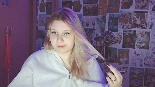 FoxPlayXX live XXX chat