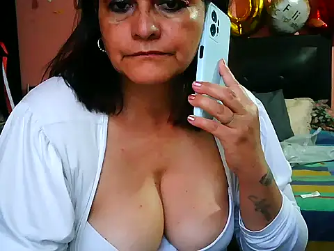 BiancaSteel Chat XXX live