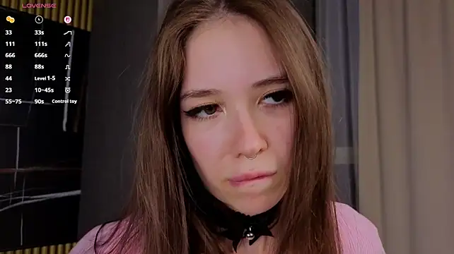 tinyanie Live XXX-Chat
