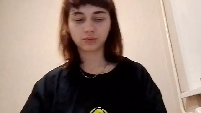 Mialivia Chat XXX live