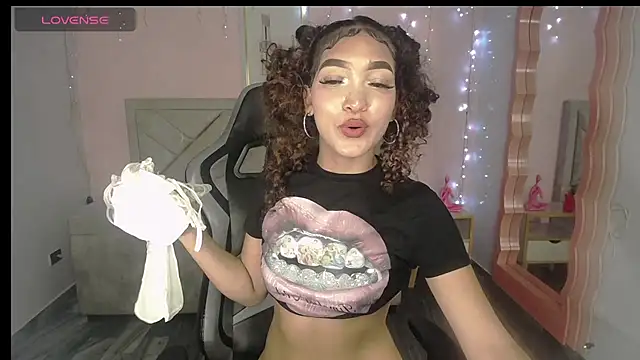 Chat XXX ao vivo de CamilaVixen_ch