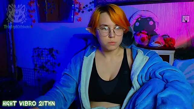 TrickyKitsune 라이브 XXX 채팅