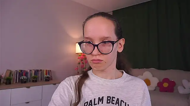 XXX chat uživo modela BettyBrowni