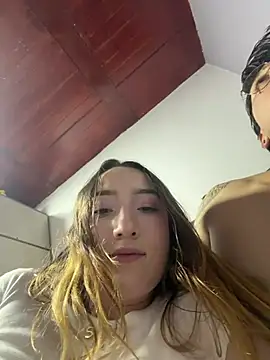 Valery_Salmons Chat XXX in diretta