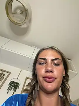 Jessiebx Adlı Modelin Canlı XXX Sohbeti