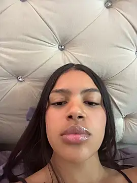 Онлайн чат XXX Megan_Hillss_