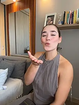 XXX chat uživo modela FridaKlein