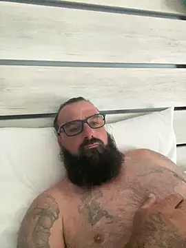 alphareign85 – Naživo XXX chat